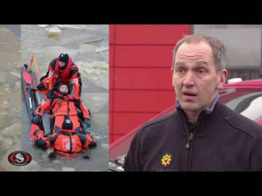 Clothing Matters: Staying dry (English subtitles)