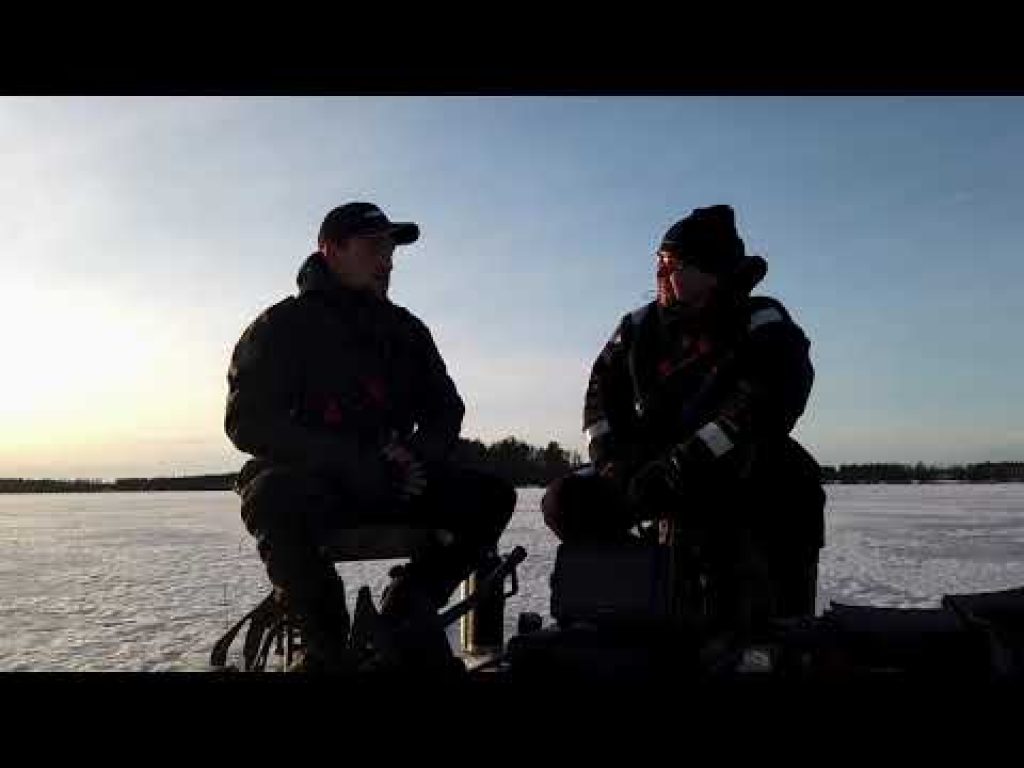 Tulossa. Liveluotain pilkkijäillä…